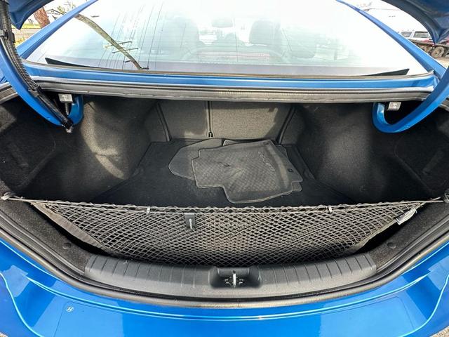 Photo of 2017 Electric Blue Hyundai ELANTRA
