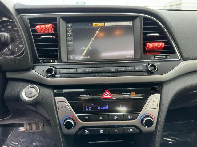 Photo of 2017 Electric Blue Hyundai ELANTRA