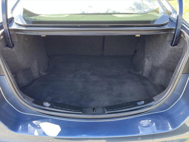 Photo of 2018 Blue Ford Fusion