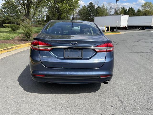 Photo of 2018 Blue Ford Fusion