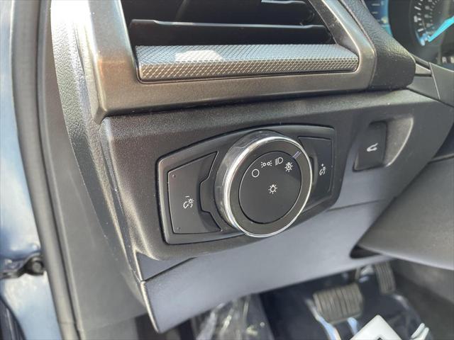 Photo of 2018 Blue Ford Fusion