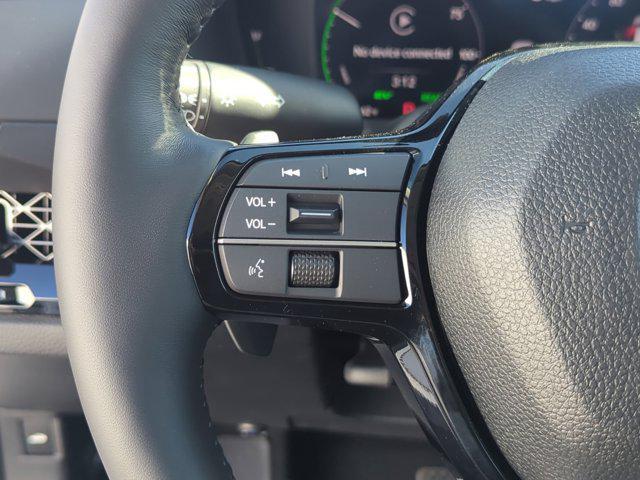 Photo of 2025 Platinum White Pearl Honda Accord Hybrid