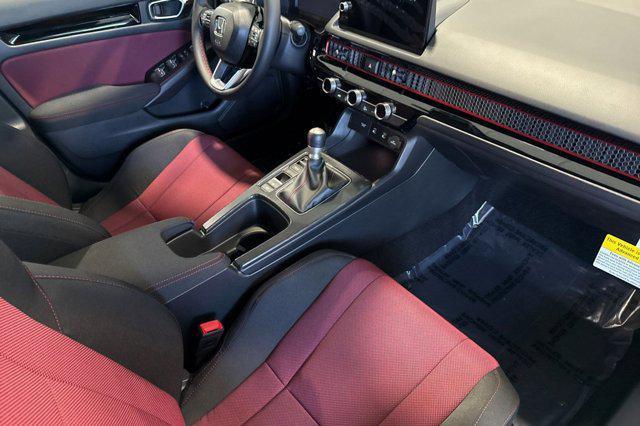 Photo of 2026 Urban Gray Pearl Honda Civic Si