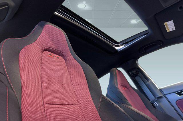 Photo of 2026 Urban Gray Pearl Honda Civic Si