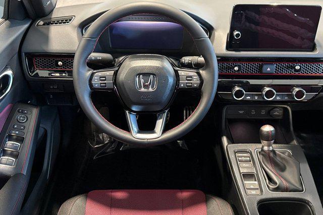 Photo of 2026 Urban Gray Pearl Honda Civic Si
