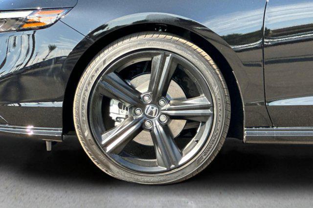 Photo of 2025 Crystal Black Pearl Honda Accord Hybrid