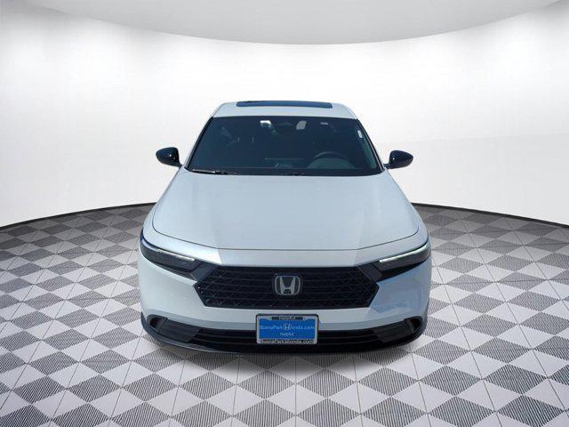 Photo of 2025 Platinum White Pearl Honda Accord Hybrid