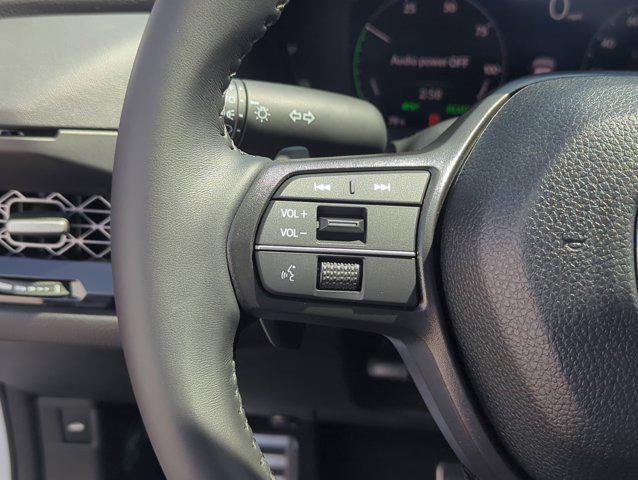 Photo of 2025 Platinum White Pearl Honda Accord Hybrid