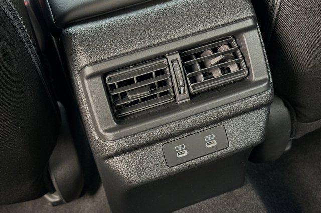 Photo of 2025 Platinum White Pearl Honda Accord