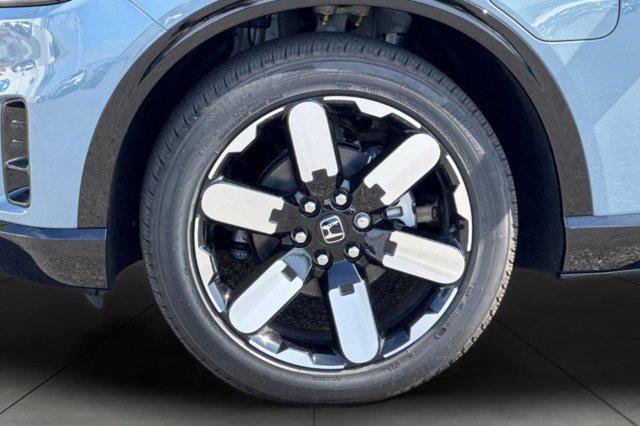 Photo of 2025 Sonic Gray Pearl Honda Prologue