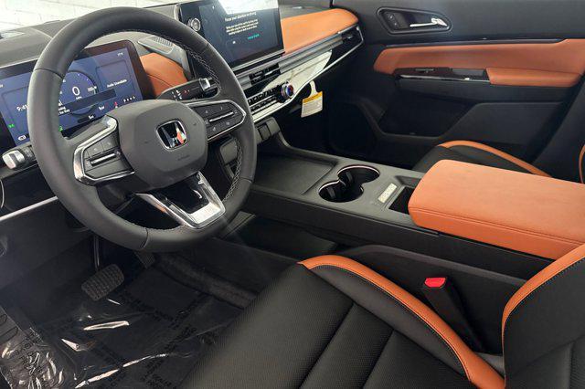 Photo of 2025 Sonic Gray Pearl Honda Prologue