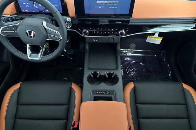Photo of 2025 Sonic Gray Pearl Honda Prologue