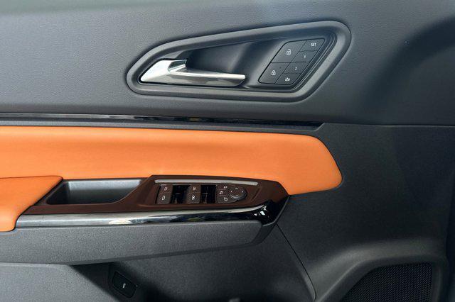 Photo of 2025 Sonic Gray Pearl Honda Prologue