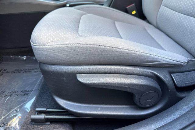 Photo of 2020 Stellar Silver Hyundai ELANTRA