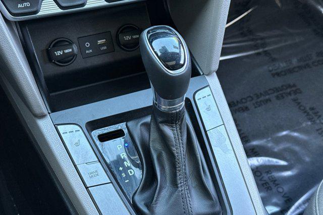 Photo of 2020 Stellar Silver Hyundai ELANTRA