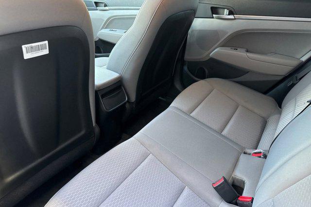 Photo of 2020 Stellar Silver Hyundai ELANTRA