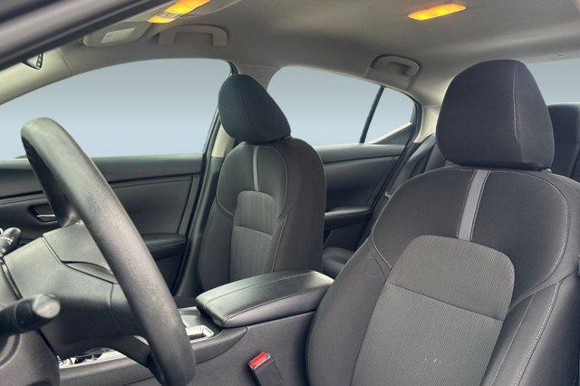 Photo of 2024 Gun Metallic Nissan Sentra