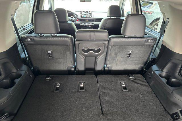 Photo of 2025 Modern Steel Metallic Honda Pilot