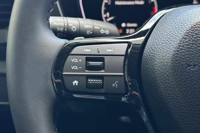 Photo of 2025 Modern Steel Metallic Honda Pilot