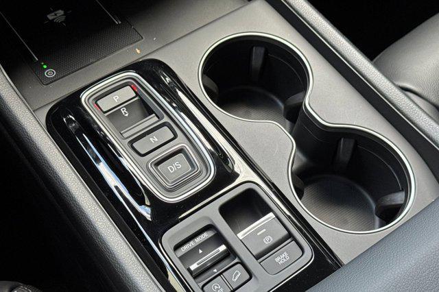 Photo of 2025 Modern Steel Metallic Honda Pilot