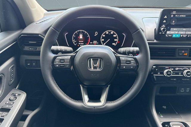 Photo of 2025 Modern Steel Metallic Honda Pilot