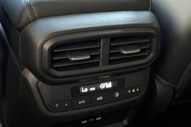 Photo of 2025 Modern Steel Metallic Honda Pilot