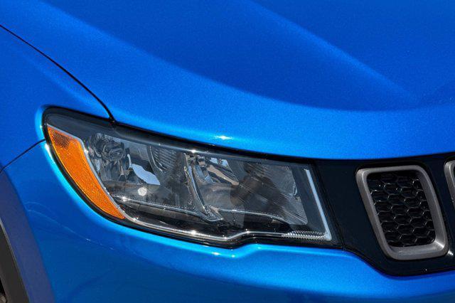 Photo of 2021 Laser Blue Pearlcoat Jeep Compass