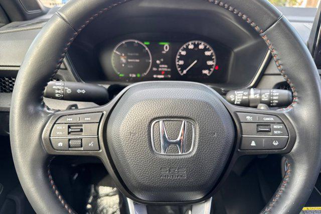 Photo of 2025 Solar Silver Metallic Honda CR-V Hybrid