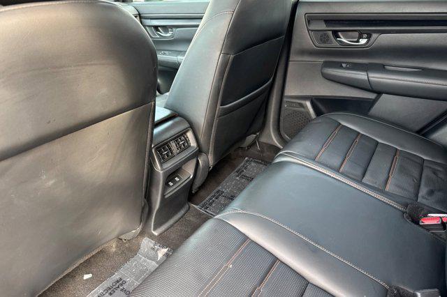 Photo of 2025 Solar Silver Metallic Honda CR-V Hybrid