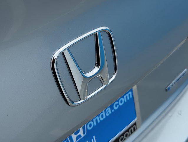 Photo of 2025 Solar Silver Metallic Honda Civic Hybrid