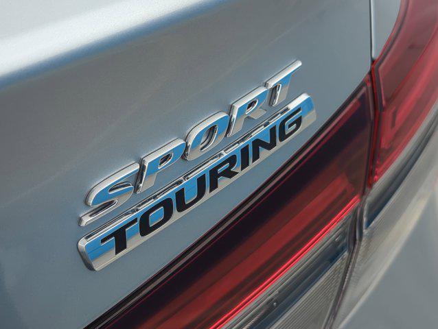 Photo of 2025 Solar Silver Metallic Honda Civic Hybrid