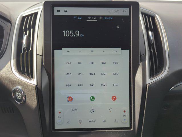 Photo of 2024 Agate Black Metallic Ford Edge