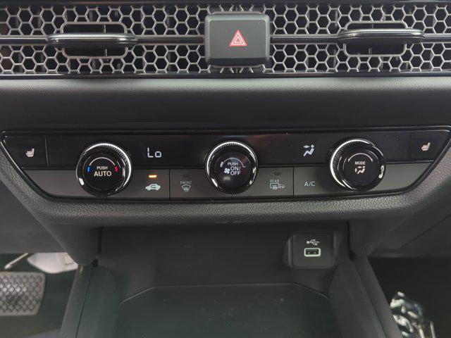 Photo of 2026 Nordic Forest Pearl Honda HR-V