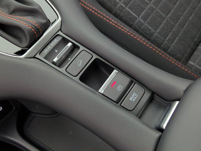 Photo of 2026 Nordic Forest Pearl Honda HR-V