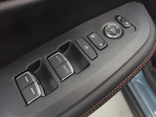 Photo of 2026 Nordic Forest Pearl Honda HR-V