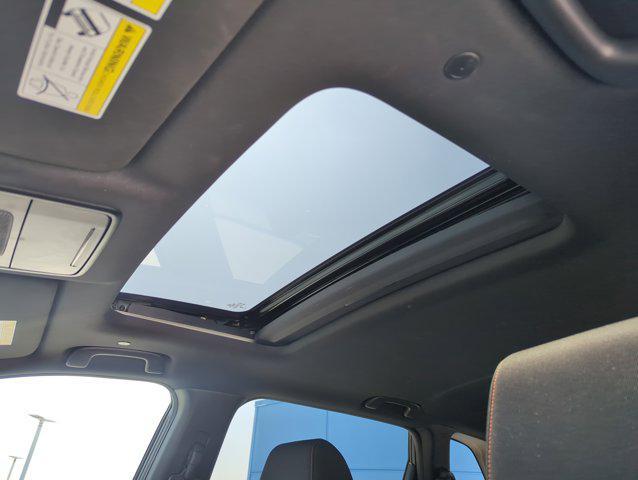 Photo of 2024 Gray Honda CR-V Hybrid