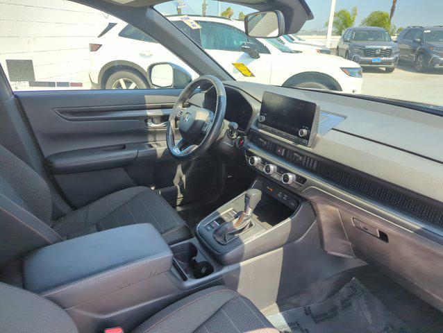 Photo of 2024 Gray Honda CR-V Hybrid