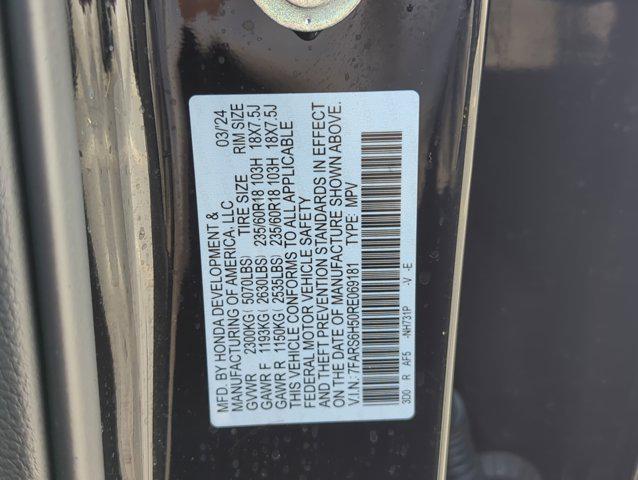Photo of 2024 Gray Honda CR-V Hybrid