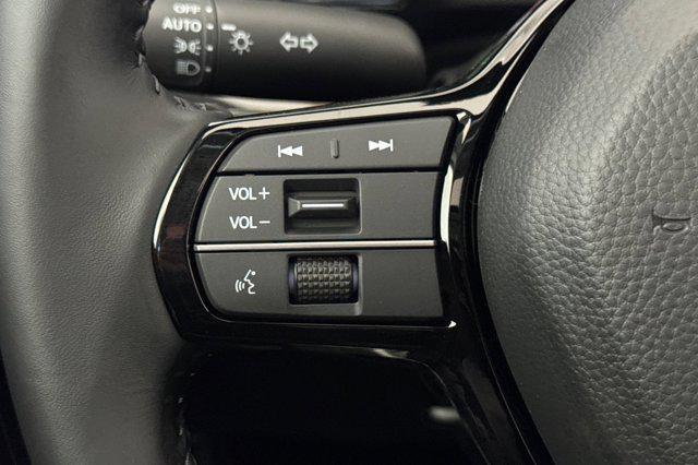 Photo of 2026 Platinum White Pearl Honda CR-V