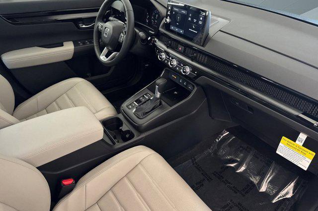 Photo of 2026 Platinum White Pearl Honda CR-V