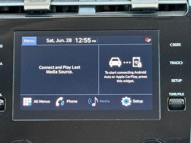 Photo of 2022 Shimmering Silver Hyundai TUCSON