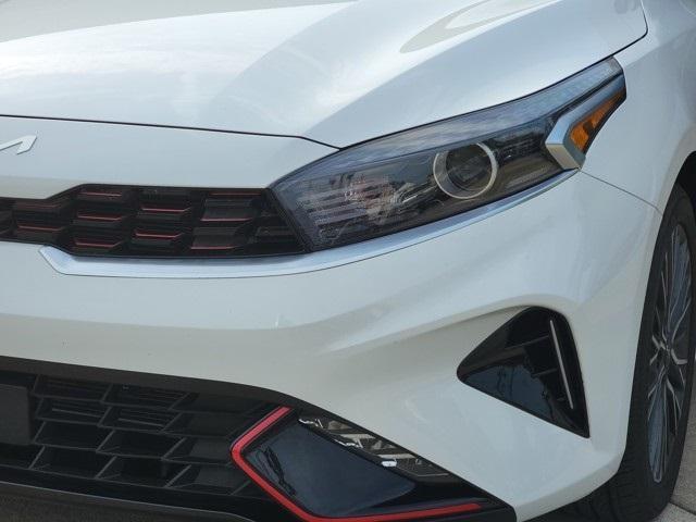 Photo of 2024 Snow White Pearl Kia Forte