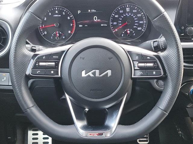 Photo of 2024 Snow White Pearl Kia Forte