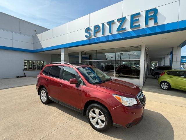 Photo of 2015 Venetian Red Pearl Subaru Forester