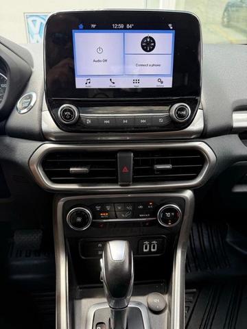 Photo of 2018 Diamond White Ford EcoSport