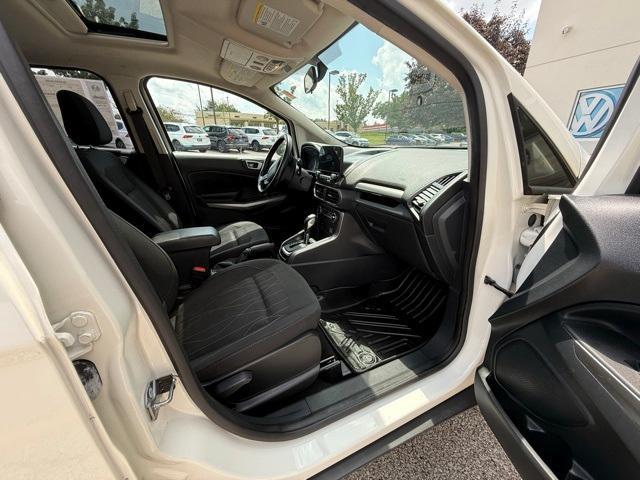 Photo of 2018 Diamond White Ford EcoSport