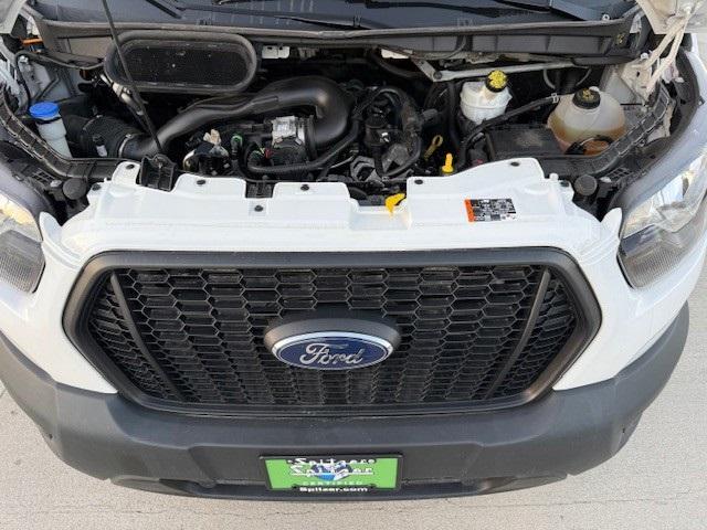 Photo of 2023 Oxford White Ford Transit-250