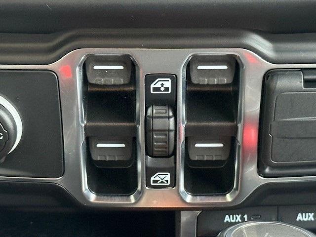 Photo of 2021 Black Clearcoat Jeep Wrangler Unlimited 4xe