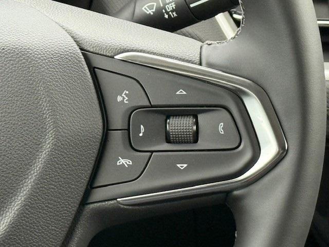 Photo of 2026 Summit White Chevrolet Trailblazer