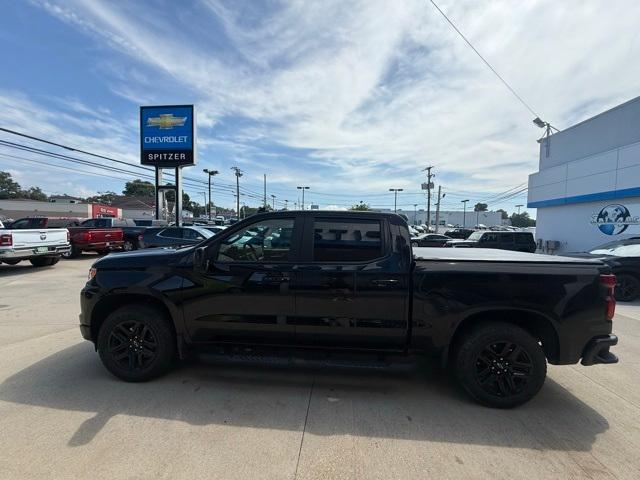 Photo of 2025 Black Chevrolet Silverado 1500